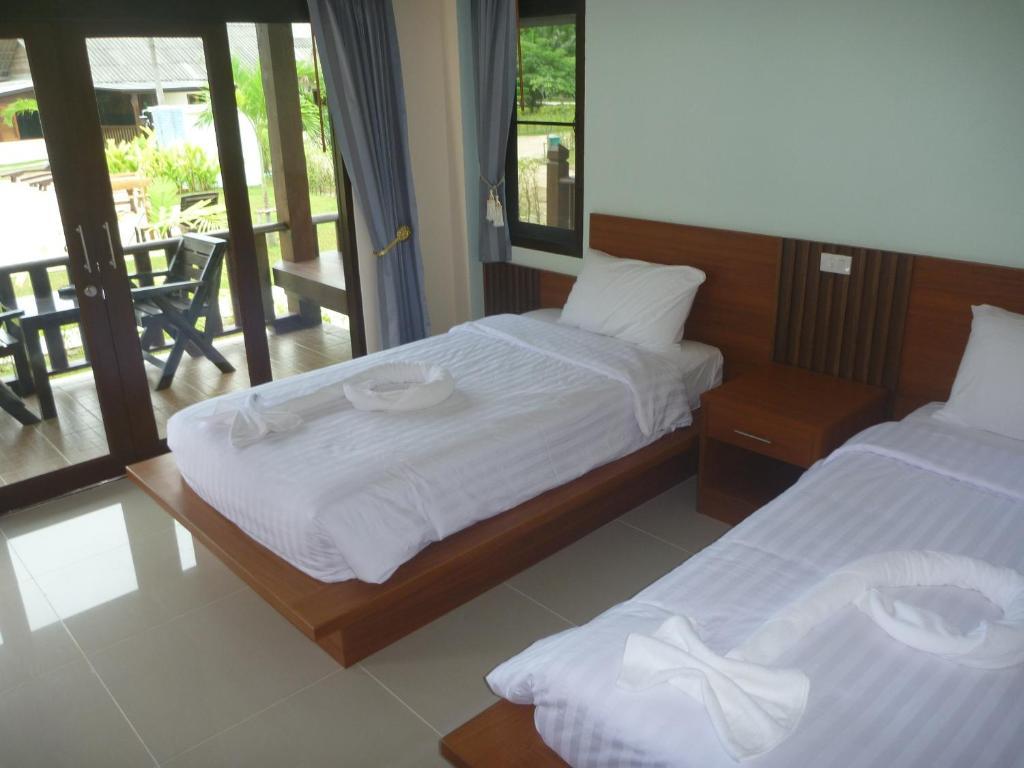 Phatcharee Resort Баан Тай Номер фото